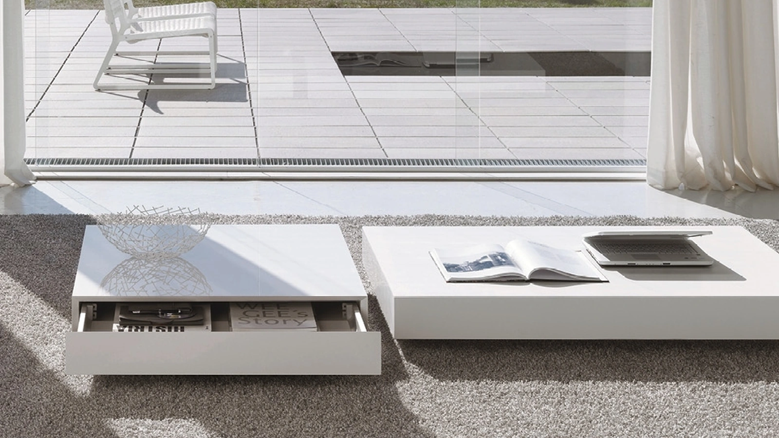 Tavolino in laccato Bianco opaco Bench di Alivar