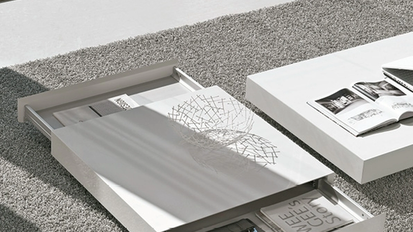 Tavolino in laccato Bianco opaco con cassetti Bench di Alivar