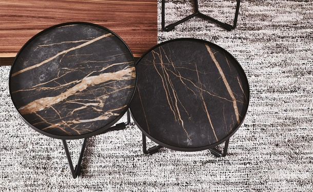 Tavolino con struttura in metallo e piano in ceramica Marmi Billy Keramik di Cattelan Italia
