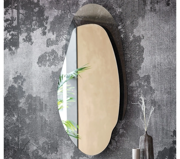 Specchio dalla forma irregolare Akumal di Cattelan Italia