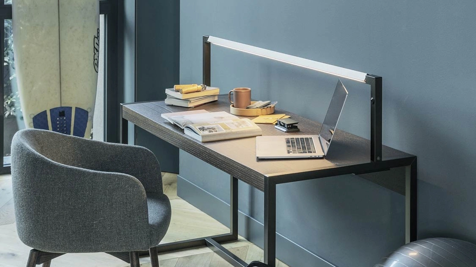 Scrittoio in legno Continuum di Natevo