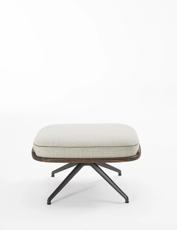 Cuna Lounge Pouf di Porada