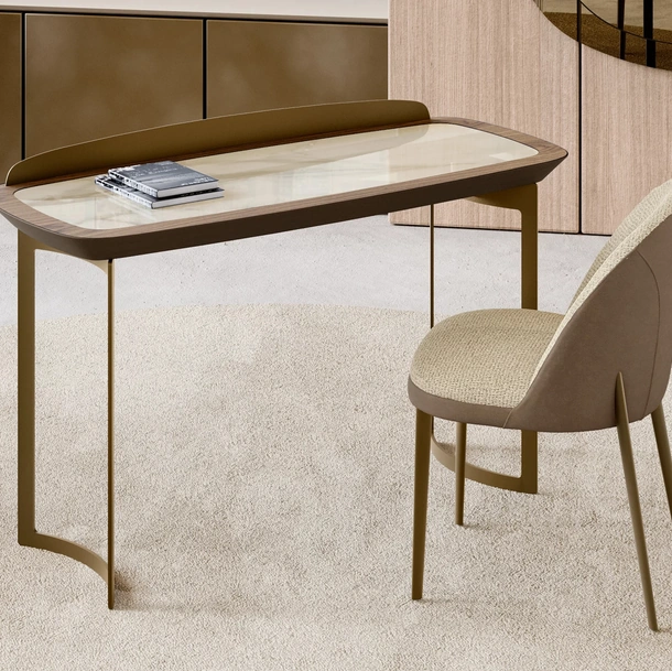 Scrittoio Icon desk con top in ceramica di Eforma