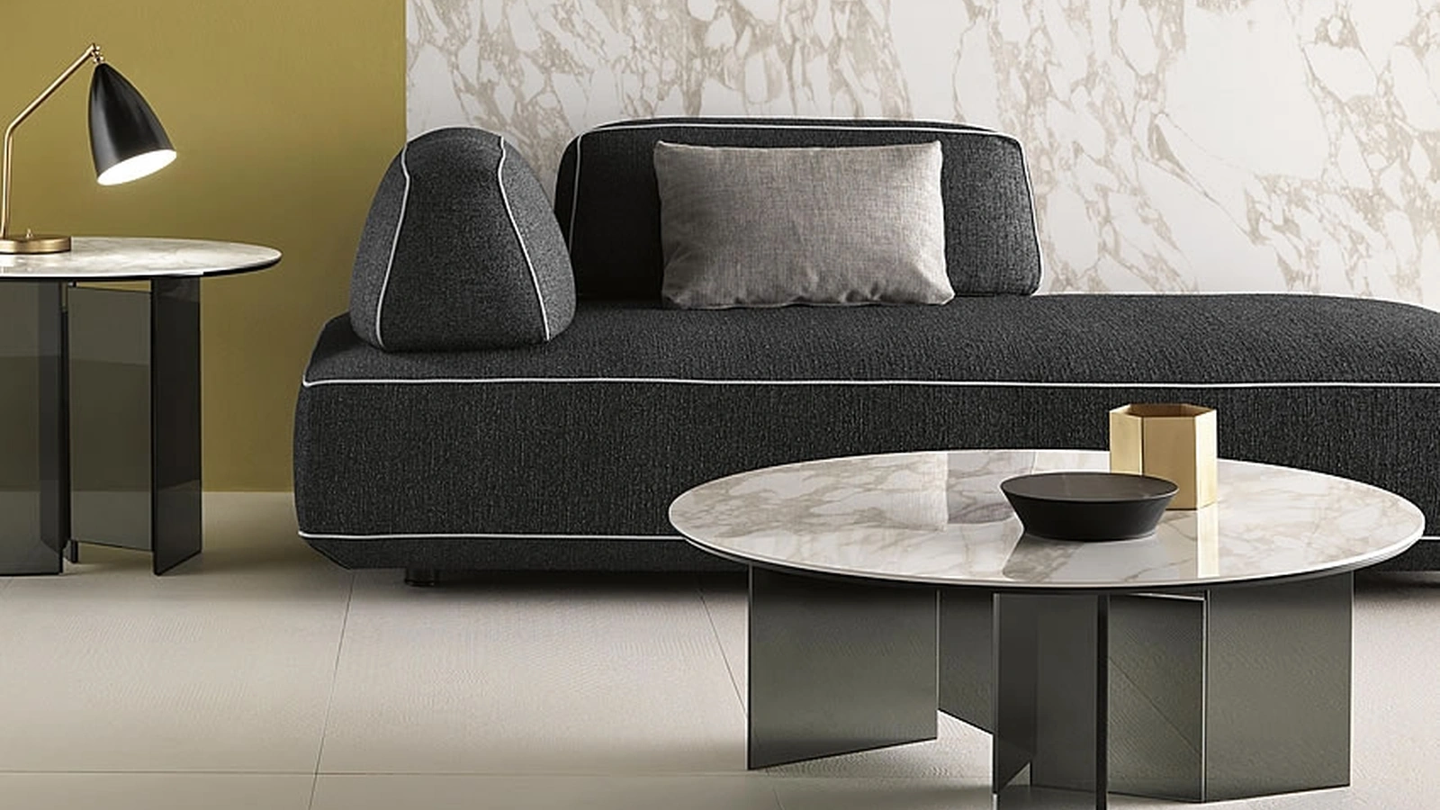 Tavolino in ceramica effetto marmo con basamento in vetro Metropolis di Tonelli