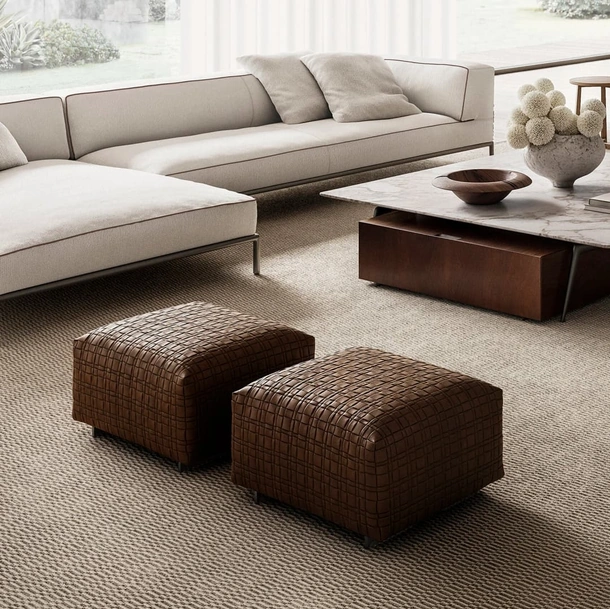 Pouf Bangkok in cuoio intrecciato di Flexform