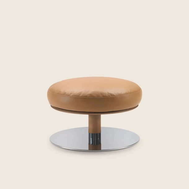 Pouf in pelle Eri di Flexform