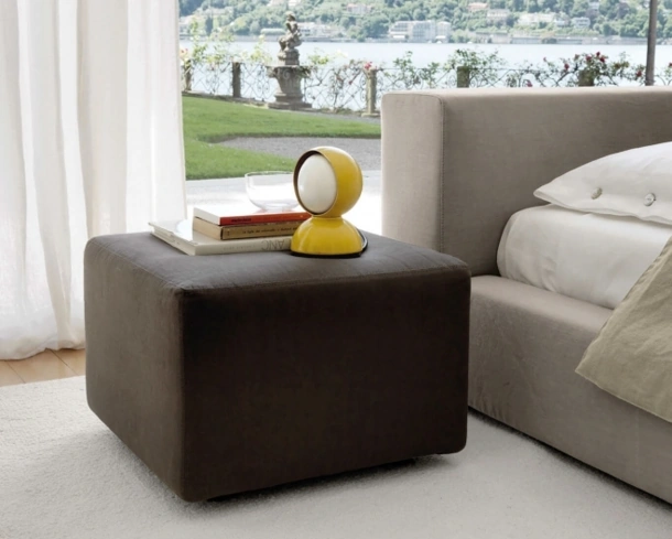 Pouf Linear in tessuto di Desirèe
