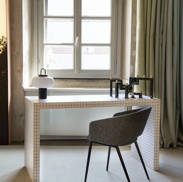Scrivania Quaderna Writing desk 2750 di Zanotta