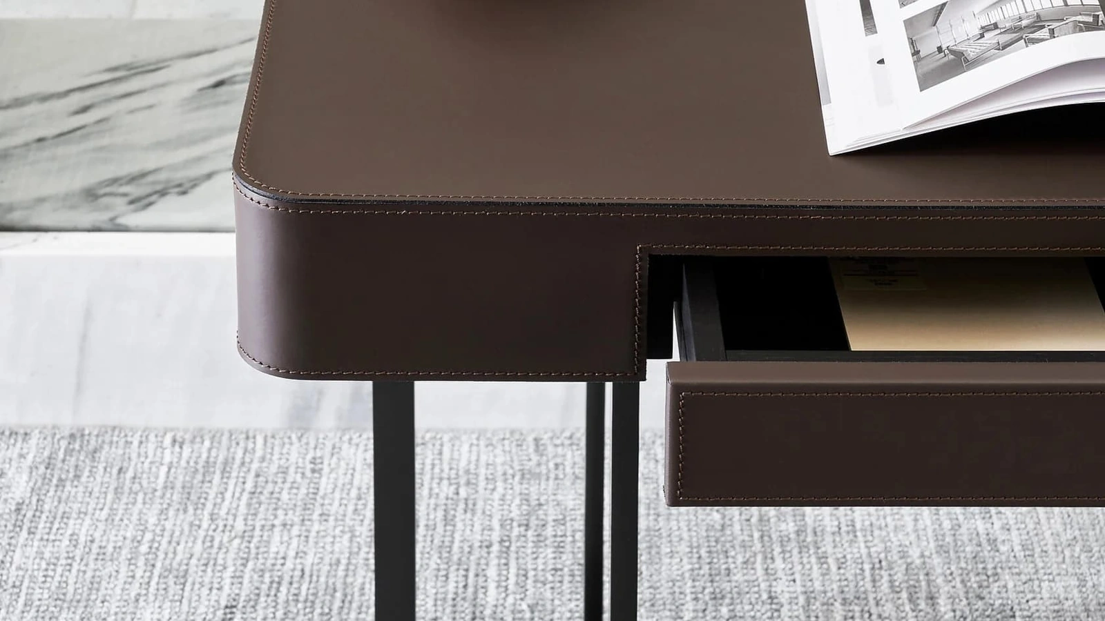 Scrittoio Marmaduke di Flexform
