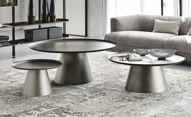 Tavolino in metallo verniciato goffrato Amerigo di Cattelan Italia