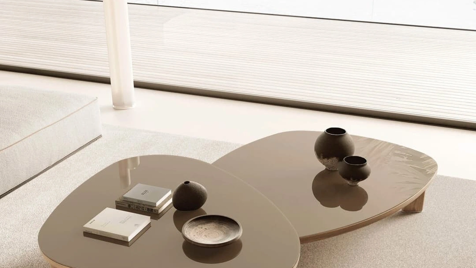 Tavolino Arnold in vetro e legno di Flexform