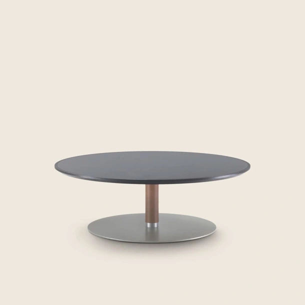 Tavolino Eri in legno massello di Flexform