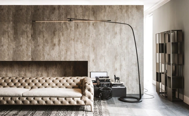 Lampada da terra in acciaio verniciato con luce a led Stealth di Cattelan Italia