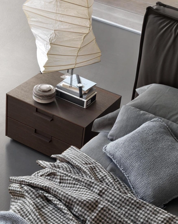 Comodino Flat in rovere di Giellesse
