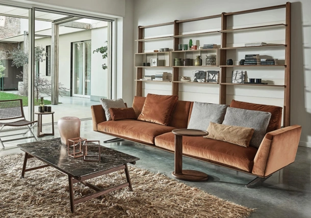 Divano lineare in tessuto Evergreen di Flexform