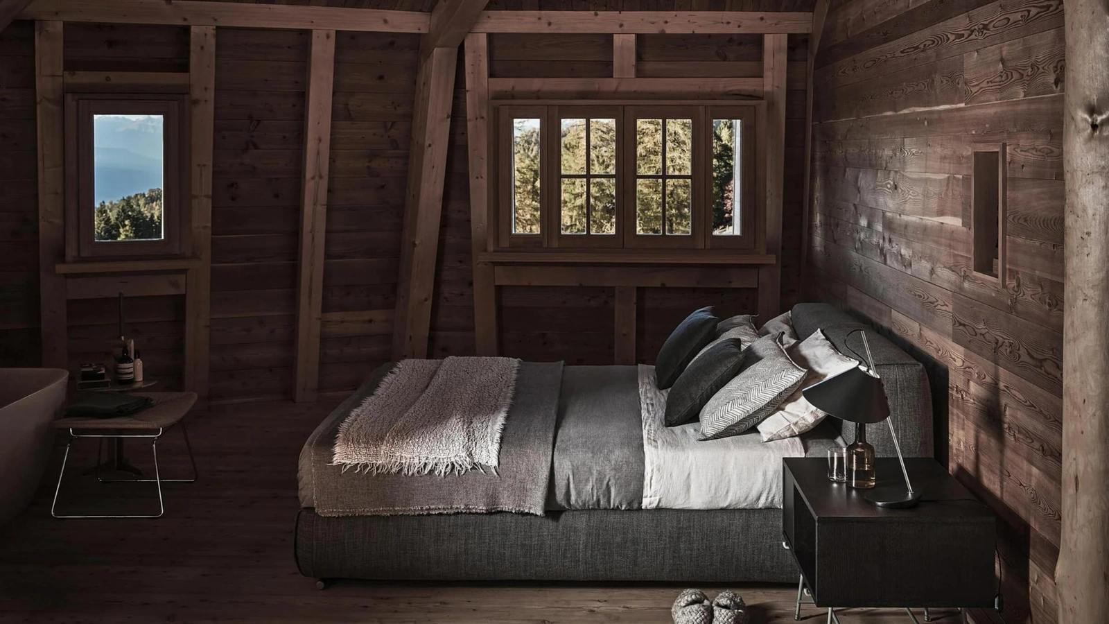 Letto con box contenitore Asolo in tessuto imbottito di Flexform