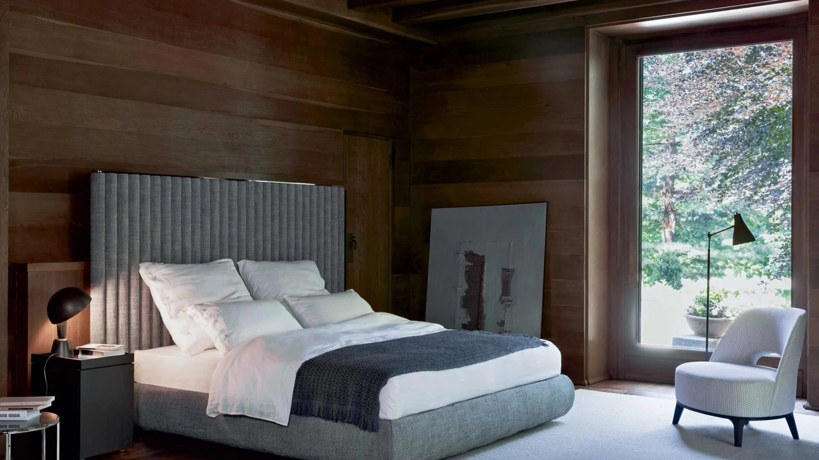 Letto in tessuto imbottito con testiera Biarritz di Flexform