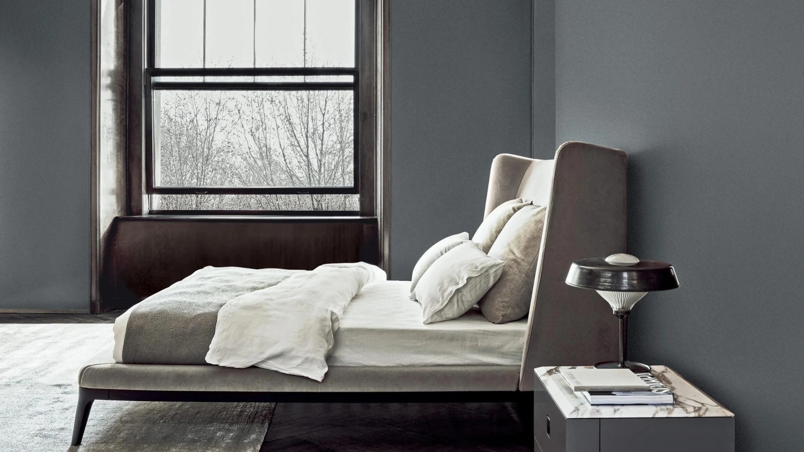 Letto Dragonfly in tessuto con testiera di Flexform
