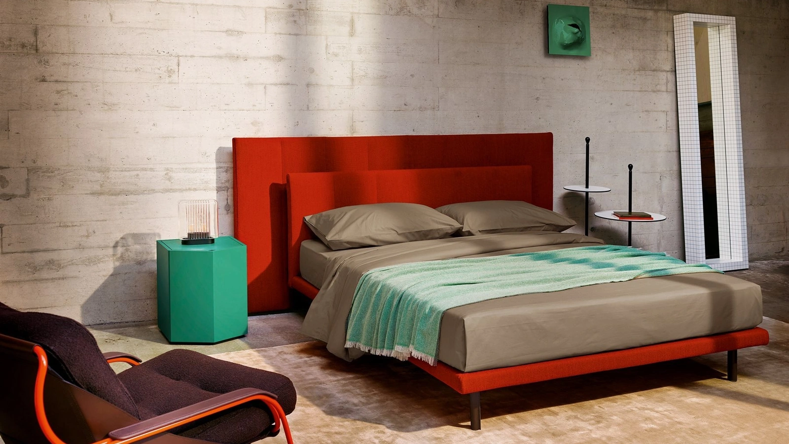 Letto con testiera Grangala di Zanotta