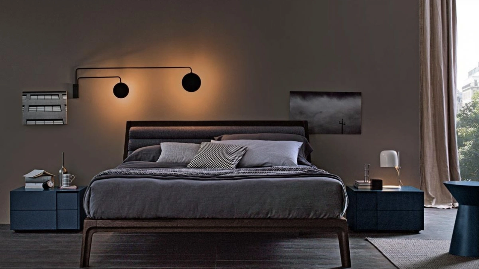 Letto con testiera in legno e tessuto Impronta di Giellesse