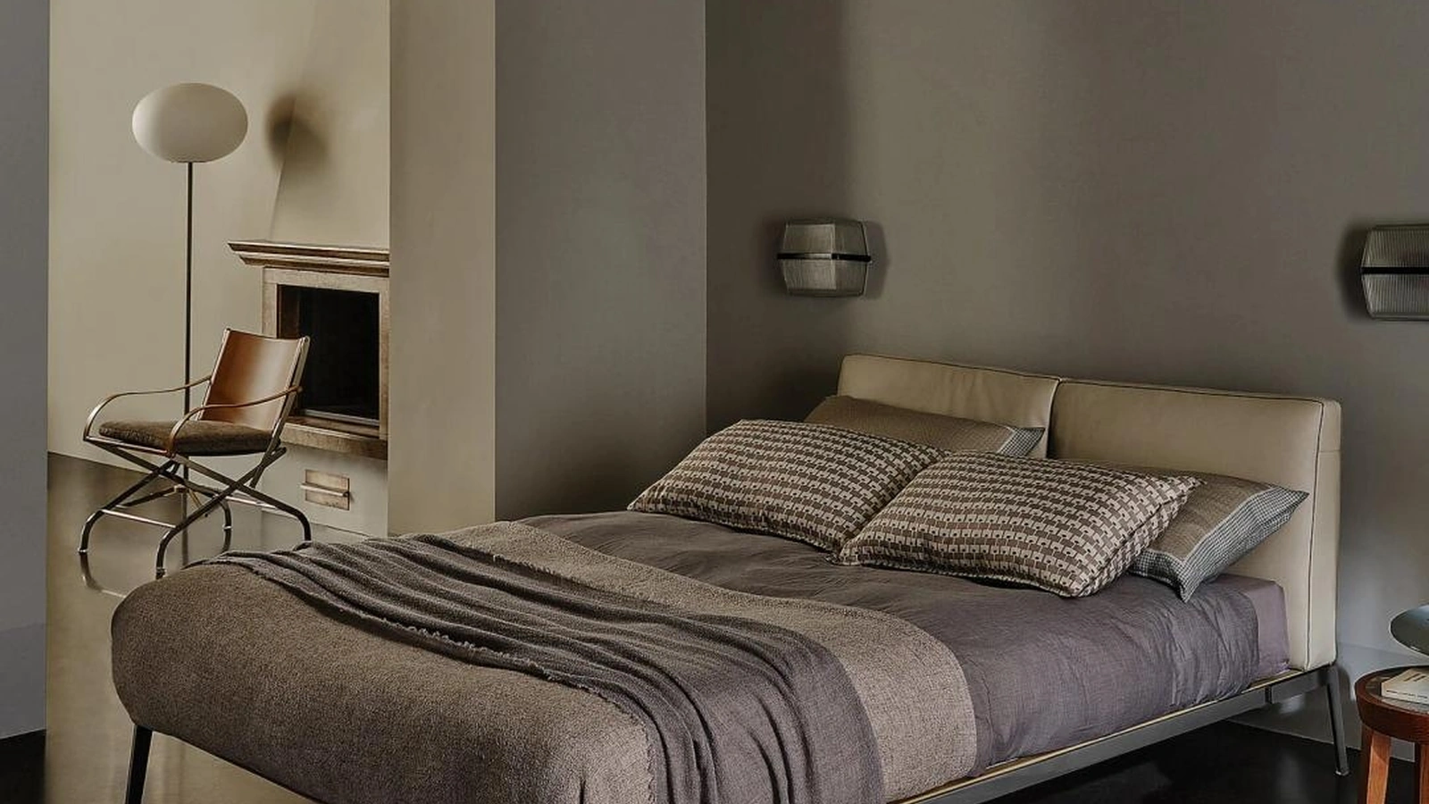 Letto con testiera in pelle Lifesteel di Flexform
