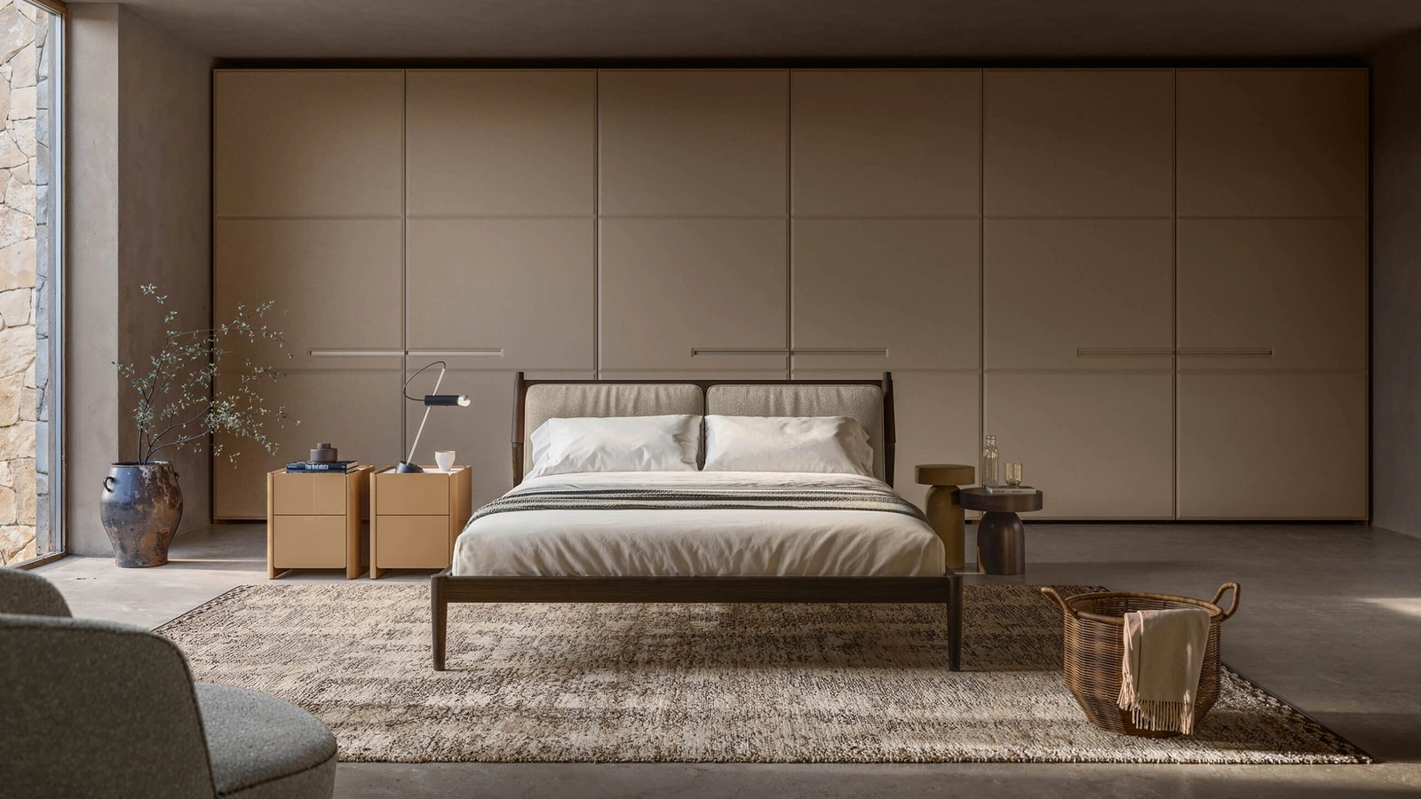 Letto in cuoio e legno Maddox di Lema