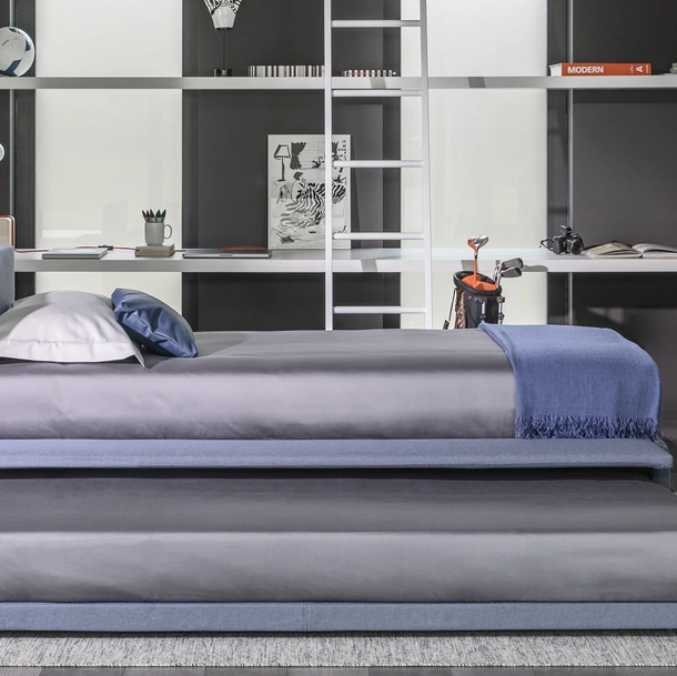 Letto singolo con letto estraibile Biss di Flou