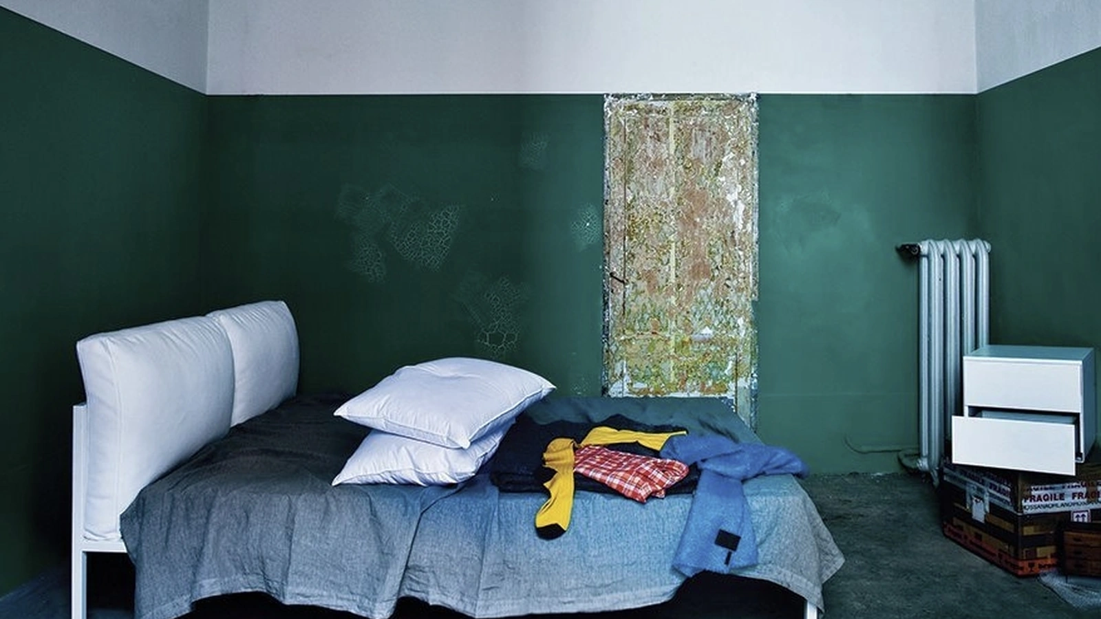 Letto in tessuto imbottito Nyx di Zanotta