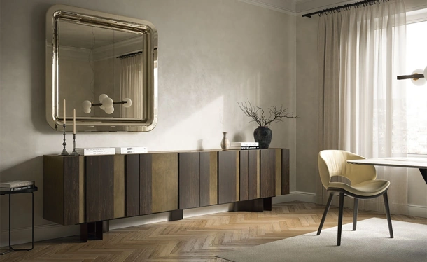 Madia Amsterdam con ante in legno verniciato con inserti in rovere bruciato di Cattelan Italia