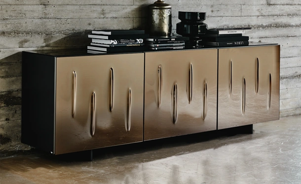 Madia Carnaby in cristallo bombato specchiato bronzo di Cattelan Italia