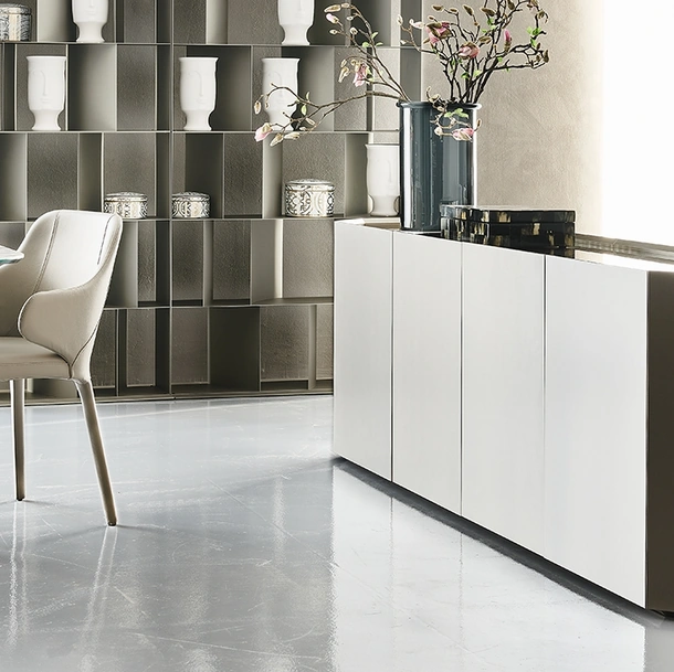 Madia Alta in legno laccato Chelsea di Cattelan Italia