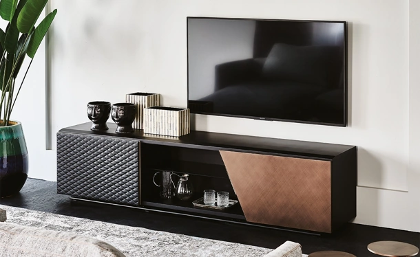 Mobile Porta Tv Aston in legno ed ecopelle di Cattelan Italia