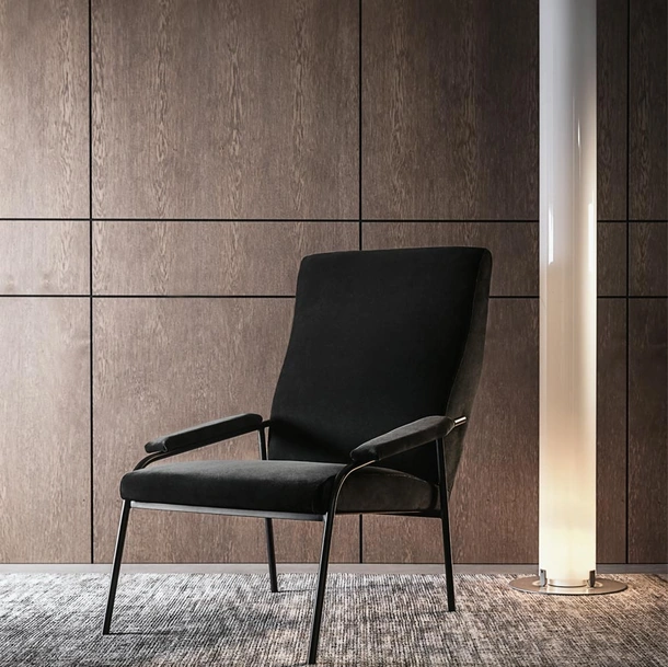 Poltroncina in tessuto con struttura in metallo Manhattan di Giellesse