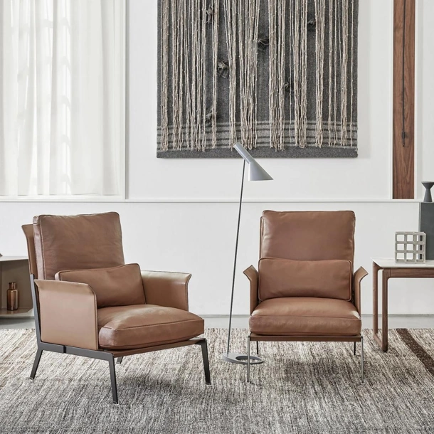 Poltrona in cuoio con cuscini in pelle Happy-Hour di Flexform