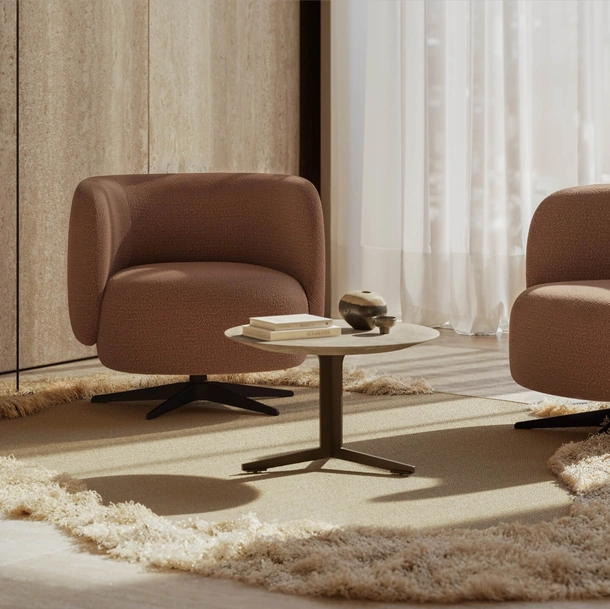 Poltroncina in tessuto Miki di Lema