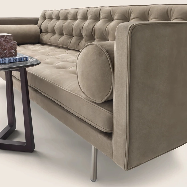 Divano lineare in pelle Magister di Flexform