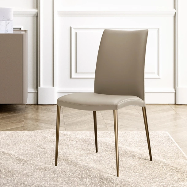 Sedia in pelle Asia di Eforma