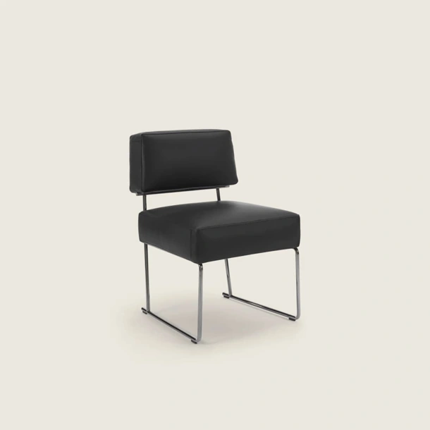 Sedia in pelle Avalon di Flexform