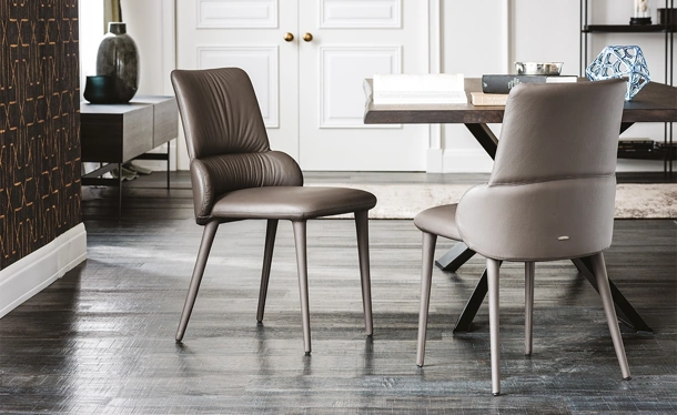 Sedia in ecopelle con struttura in metallo Ginger di Cattelan Italia