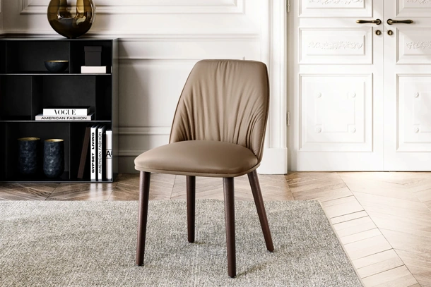Sedia in pelle Diva di Eforma