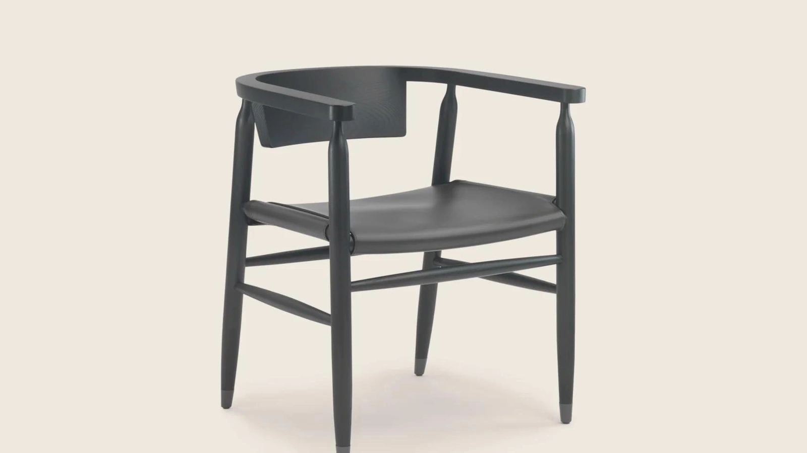 Sedia Doris SH in legno massello e cuoio di Flexform