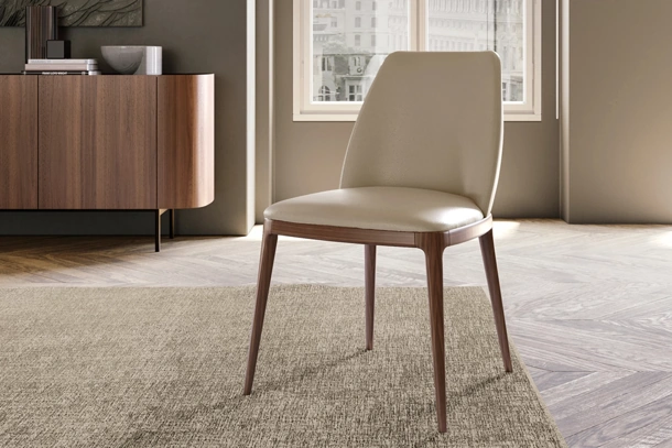 Sedia in pelle Max di Eforma