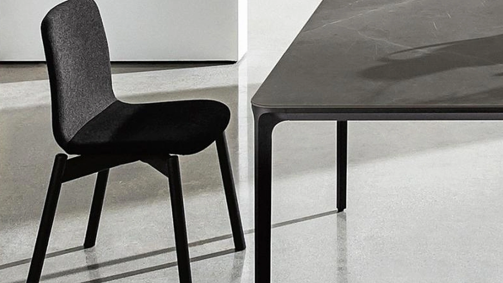 Sedia Two Tone Chair in tessuto di Sovet