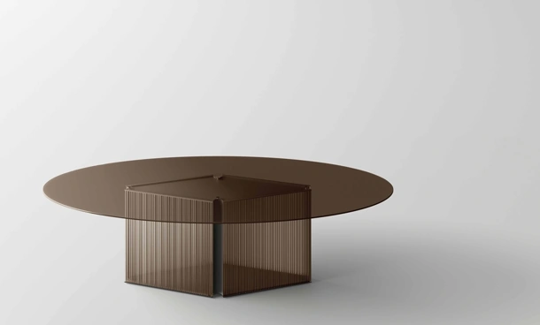 Tavolo Bow con top in vetro e base in metallo di Tonelli