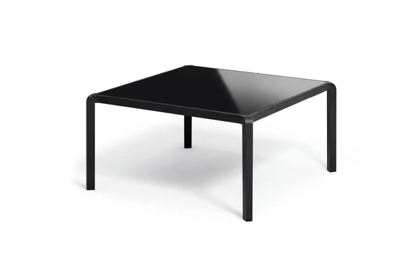 Tavolo quadrato Campa di Zanotta