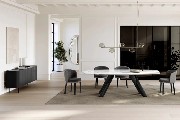 Tavolo Canova con top in marmo di Eforma