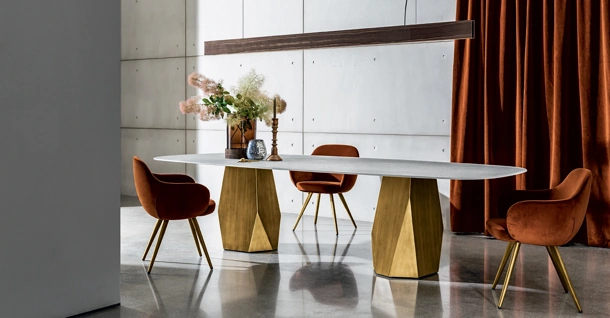 Tavolo Deod con due basi con top in vetro di Sovet