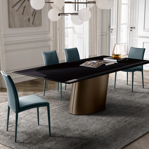 Tavolo Dorado con top in cristallo di Eforma