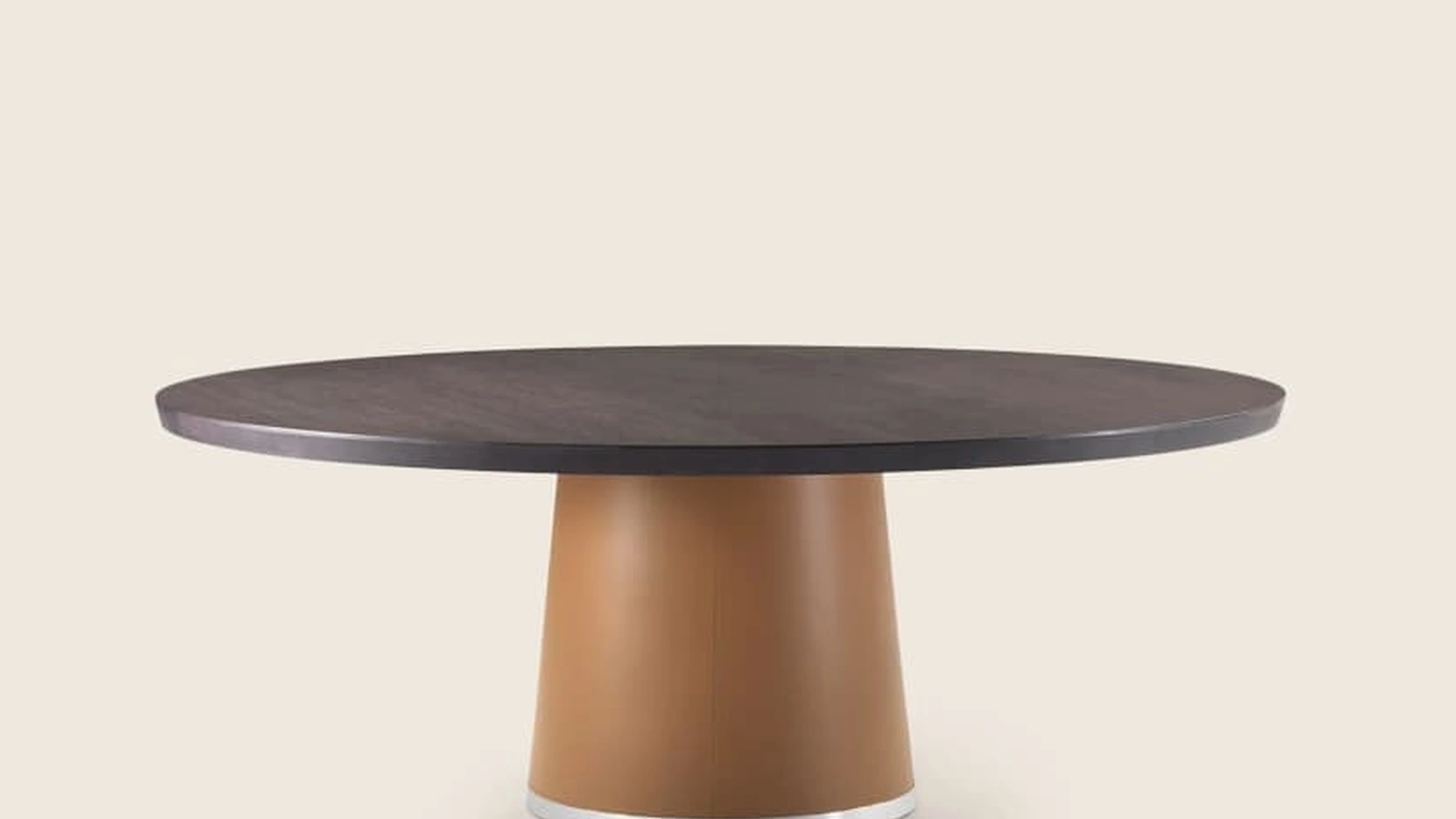 Tavolo con top in legno e base rivestita in cuoio Enn di Flexform