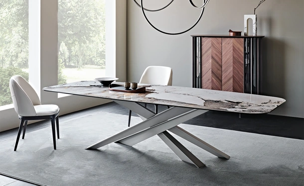 Tavolo Lancer con piano in ceramica effetto marmo Keramik di Cattelan Italia